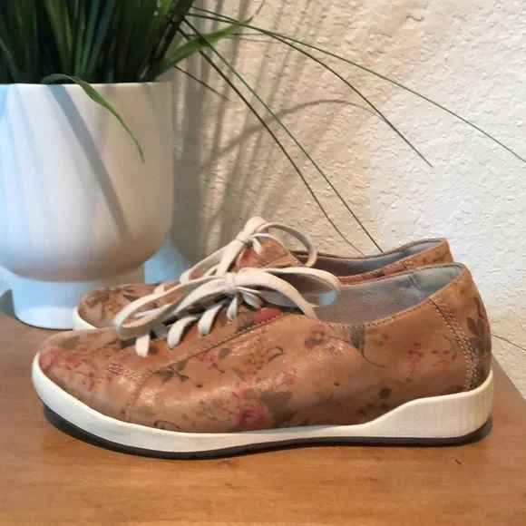 Dansko Orli sneakers sz 39 8.5 - Picture 6 of 11